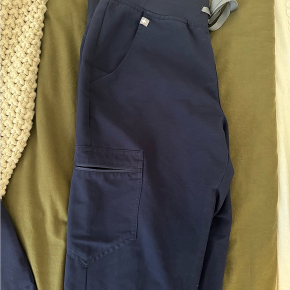 Figs Jogger Bundle - Small (3 pairs) - Navy - Picture 6 of 7